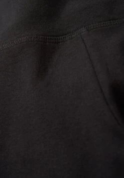 2 PackLeggingsBlack Donna Pantaloni CFI21A036-Q11 11 2 PackLeggingsBlack Donna Pantaloni CFI21A036-Q11 -Offerte Clockhouse Negozio 02b7fd66a1cb45469aedf31d9124f189