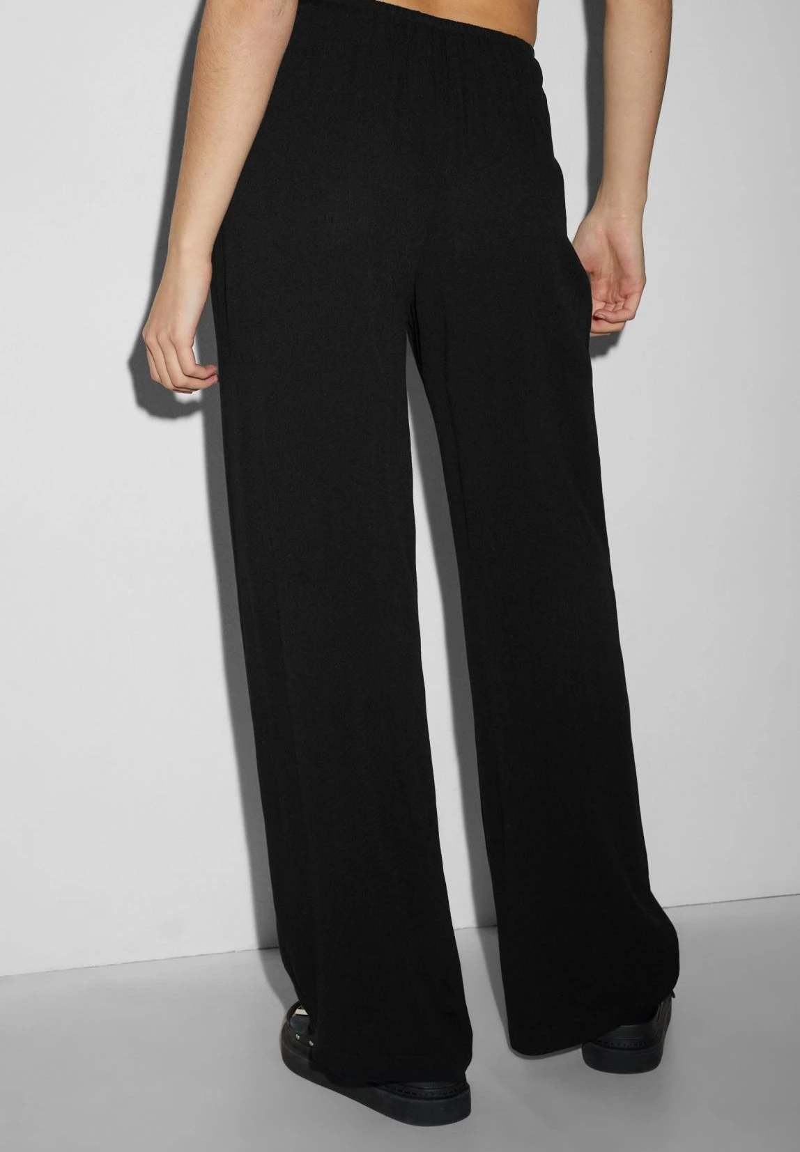 PantaloniBlack Donna Pantaloni CFI21A02O-Q11 5 PantaloniBlack Donna Pantaloni CFI21A02O-Q11 - immagine 3