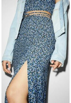 Gonna A CampanaBlack Donna Gonne CFI21B014-Q11 12 Gonna A CampanaBlack Donna Gonne CFI21B014-Q11 -Offerte Clockhouse Negozio 0c9a579d482442b3936d4724ddcd4f0e