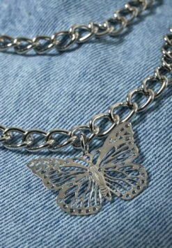 Jeans BaggyDenim Light Blue Donna Jeans CFI21N03D-K11 -Offerte Clockhouse Negozio 0dd2a0b0cdec468292d85bb30f52aeda