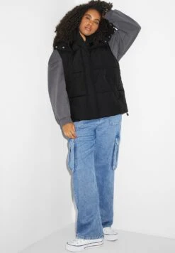 SmanicatoBlack Donna Giacche E Blazer CFI21U01F-Q11 -Offerte Clockhouse Negozio 0f1d3ffb1db449f381ad356e76328a8c