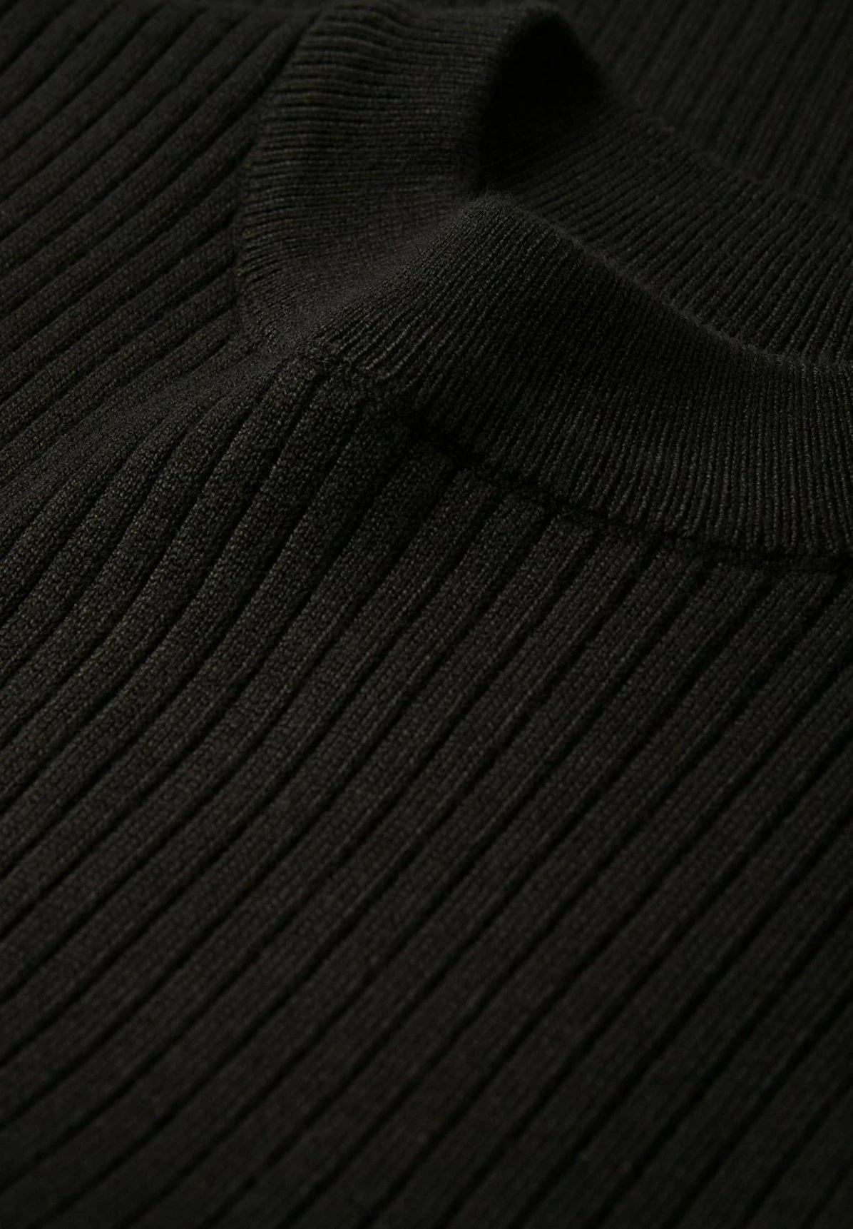 MaglioneBlack Donna Maglieria CFI21I01P-Q11 6 MaglioneBlack Donna Maglieria CFI21I01P-Q11 - immagine 4