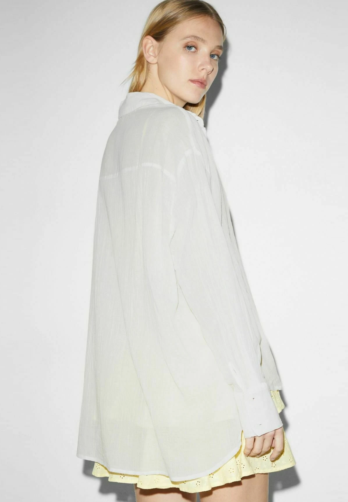 CamiciaWhite Donna Camicie E Bluse CFI21E02P-A11 5 CamiciaWhite Donna Camicie E Bluse CFI21E02P-A11 - immagine 3