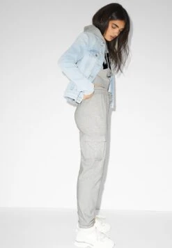 Pantaloni CargoLight GrayMelange Donna Pantaloni CFI21A02Y-C11 10 Pantaloni CargoLight GrayMelange Donna Pantaloni CFI21A02Y-C11 -Offerte Clockhouse Negozio 4d4c18c6980a422182357c4697856b5a