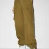 Pantaloni CargoGreen Donna Pantaloni CFI21A02K-G11 2 Pantaloni CargoGreen Donna Pantaloni CFI21A02K-G11 -Offerte Clockhouse Negozio 4f20dfbc546c42aba7ae96f9c291b1f5