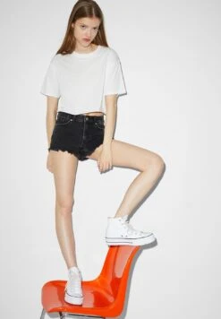 Shorts Di JeansDenim Dark Gray Donna Jeans CFI21S022-C11 12 Shorts Di JeansDenim Dark Gray Donna Jeans CFI21S022-C11 -Offerte Clockhouse Negozio 69232510bb5c4374b1d24fec3ceb1323