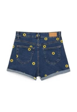 Shorts Di JeansDenim Blue Donna Jeans CFI21S02F-K11 10 Shorts Di JeansDenim Blue Donna Jeans CFI21S02F-K11 -Offerte Clockhouse Negozio 81f7131642e74fedb2407b50272ac1fa
