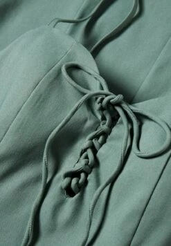 TubinoGreen Donna Vestiti CFI21C053-M11 15 TubinoGreen Donna Vestiti CFI21C053-M11 -Offerte Clockhouse Negozio aba413bc59984d3983ad0f361355ddcd