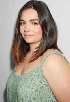 Vestito EstivoGreen Donna Vestiti CFI21C04H-M11 11 Vestito EstivoGreen Donna Vestiti CFI21C04H-M11 -Offerte Clockhouse Negozio c4ff650e82324cadb00bcc8b0bf3f0d6