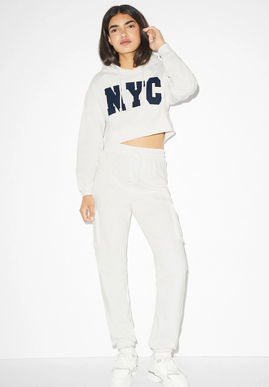 Pantaloni SportiviCremewhite Donna Pantaloni CFI21A02X-A11 4 Pantaloni SportiviCremewhite Donna Pantaloni CFI21A02X-A11 - immagine 2