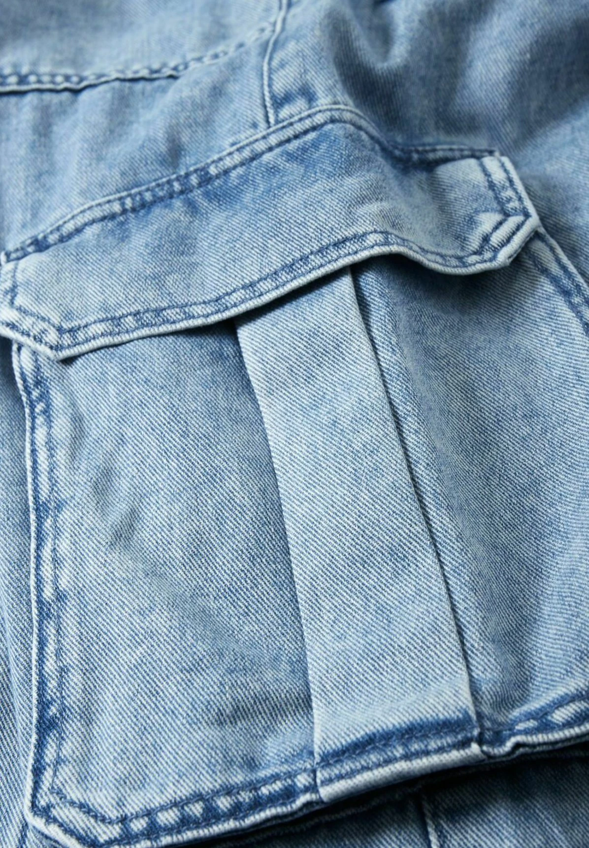 Jeans A SigarettaDenim Light Blue Donna Jeans CFI21N03A-K11 5 Jeans A SigarettaDenim Light Blue Donna Jeans CFI21N03A-K11 - immagine 3