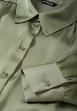 CamiciaGreen Donna Camicie E Bluse CFI21E03J-M11 11 CamiciaGreen Donna Camicie E Bluse CFI21E03J-M11 -Offerte Clockhouse Negozio ffd24ba1659d43248488030365f30866